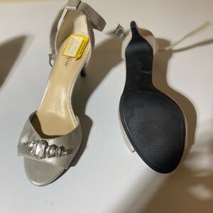 Elegant Silver Heels with Gemstone Accents
